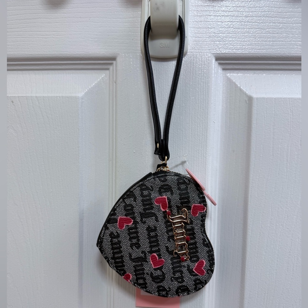 NWT Juicy Couture Heart Gothic Black Zip Around